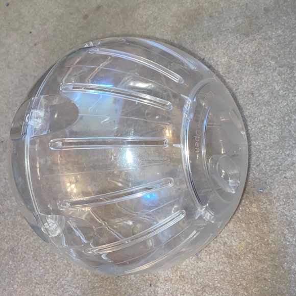 Pet supplies - Picture 2 of 2